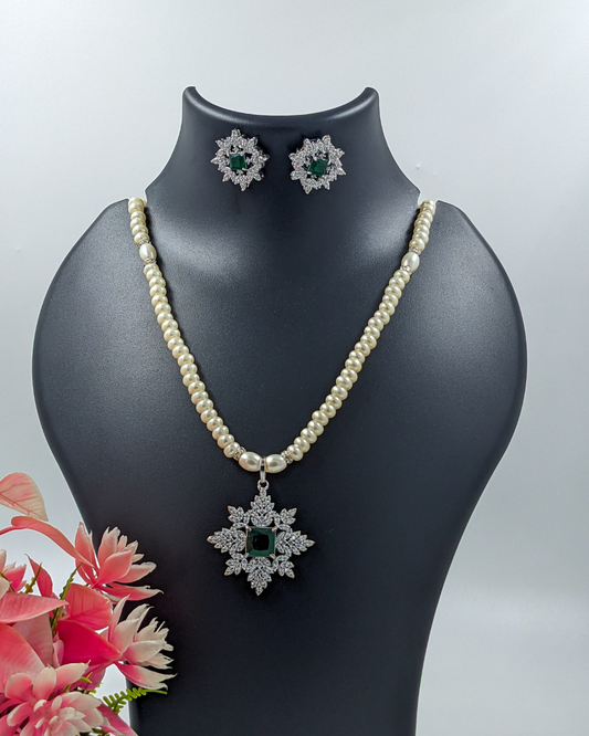Pearl & Emerald Snowflake Pendant Necklace Set With Earrings For Gifting
