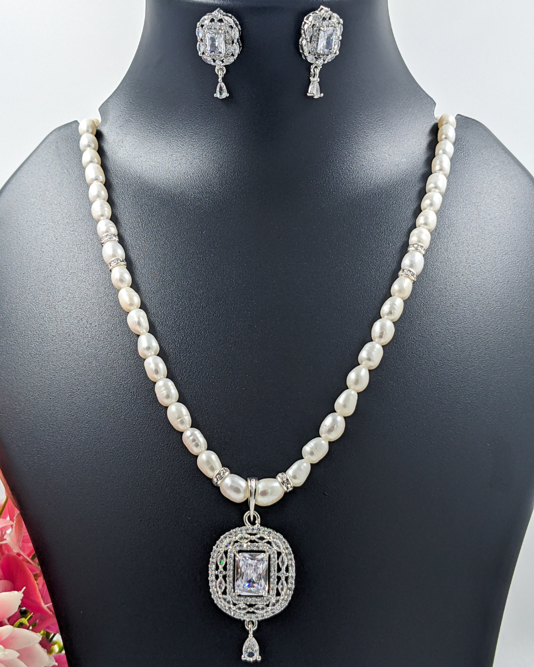 Pearl and Crystal Pendant Necklace Set With Earrings