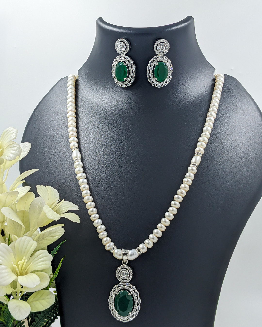 Cultured Freshwater Pearl and Emerald Pendant Necklace Set With Earrings