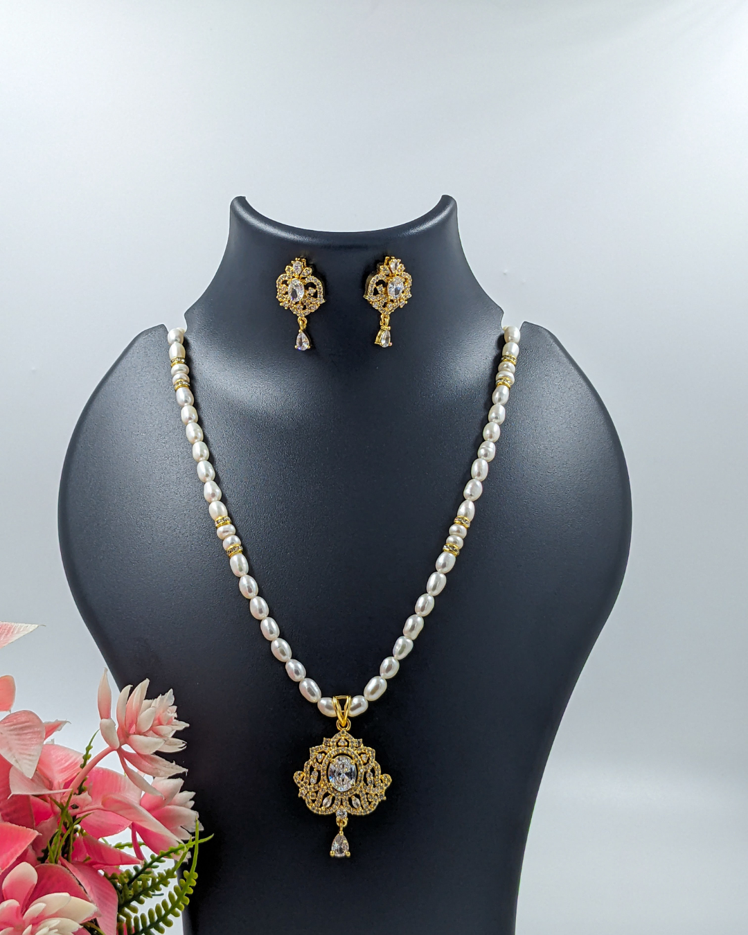 Pearl Necklace Set with Ornate Gold and Zircon Pendant