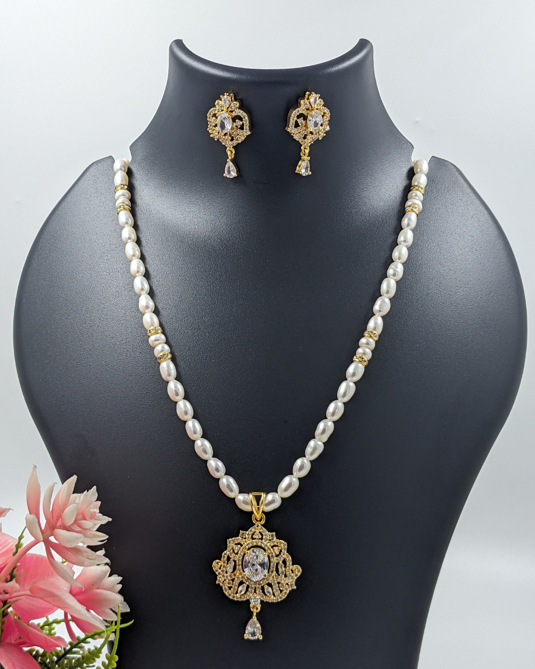 Pearl Necklace Set with Ornate Gold and Zircon Pendant