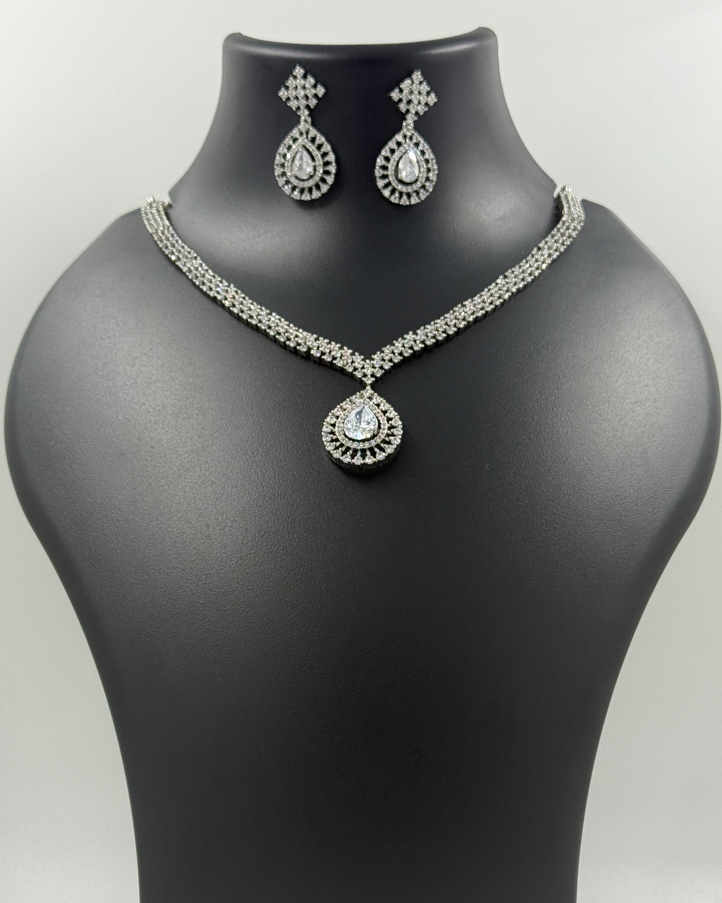 Vanmala Emerald Kanthi Set AD Stone Necklace