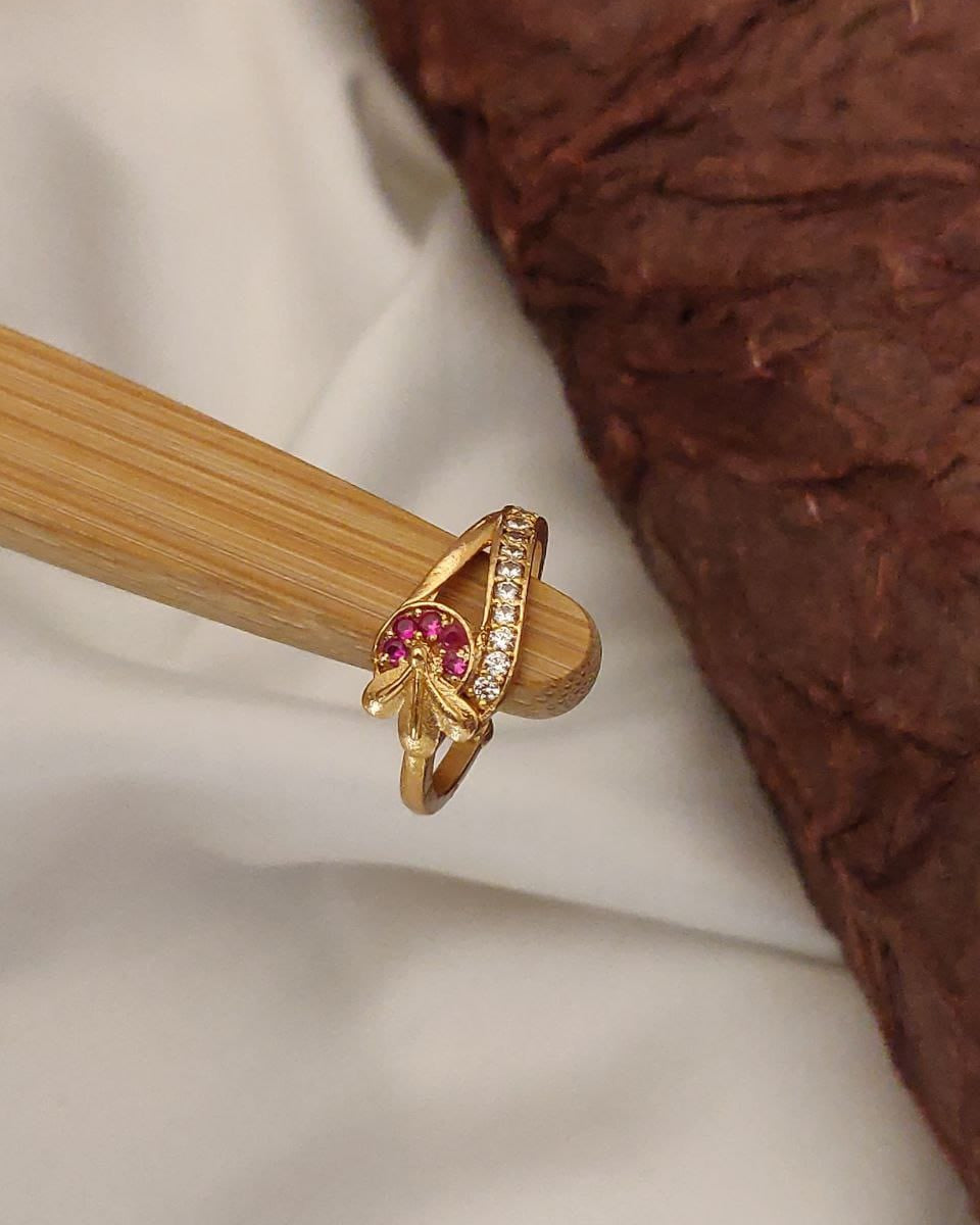 Floral Design Ring