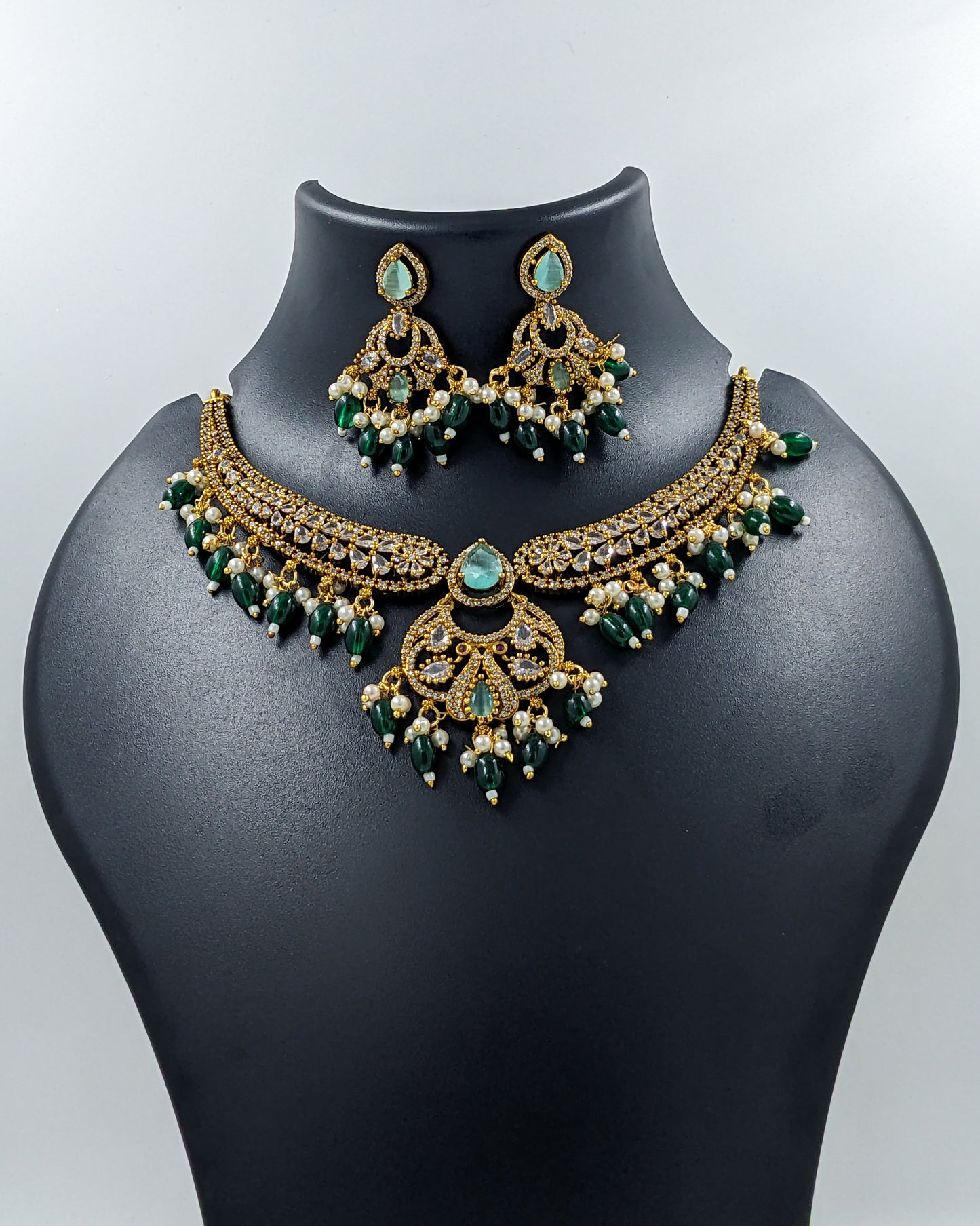 The Meena Set