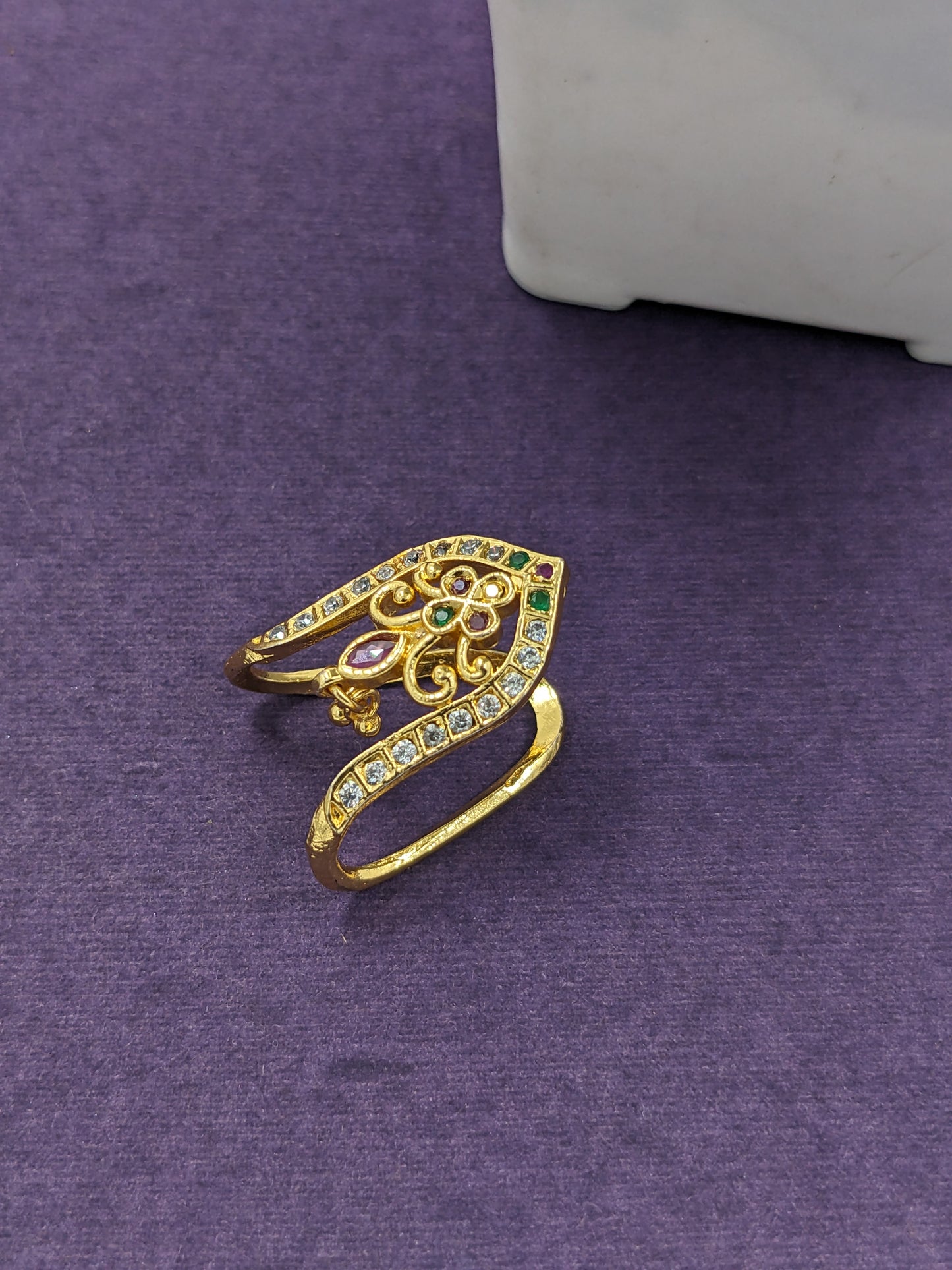 Jadau Vanku Ring