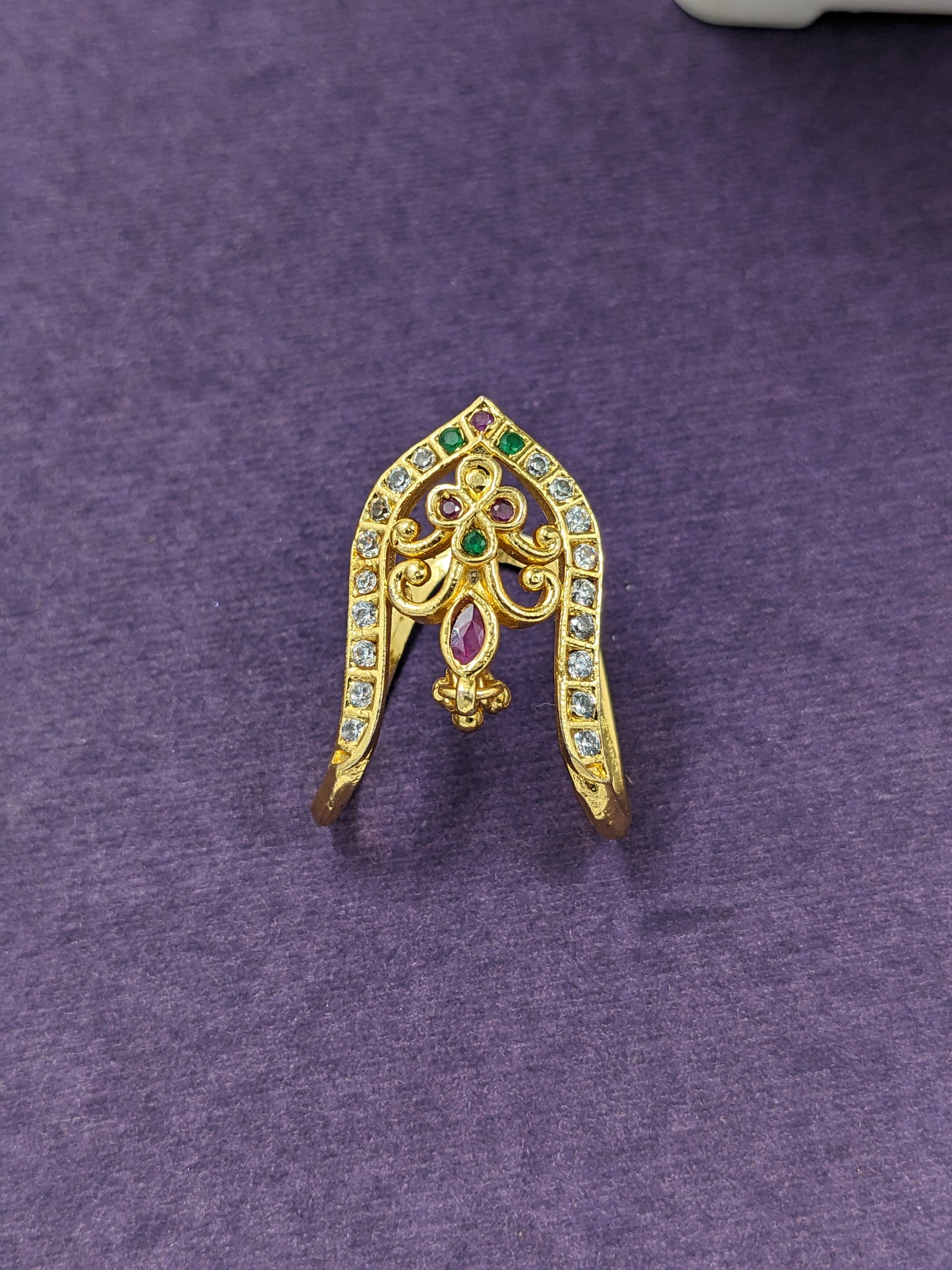 Jadau Vanku Ring