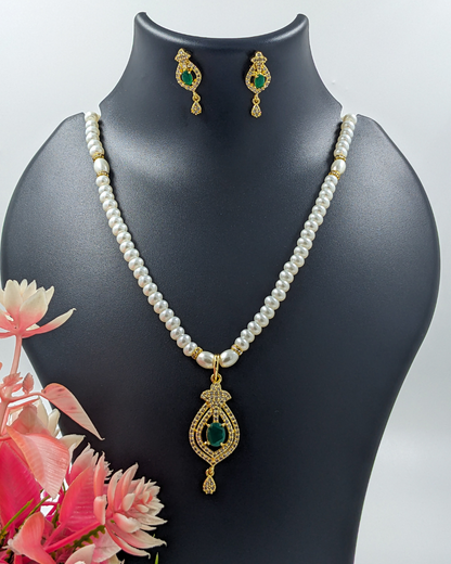 Pearl & Emerald Drop Pendant Necklace Set With Earrings For Gifting
