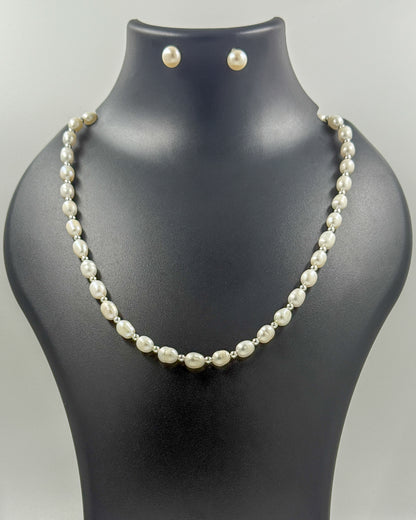 Classic Pearl Necklace Set With Earrings