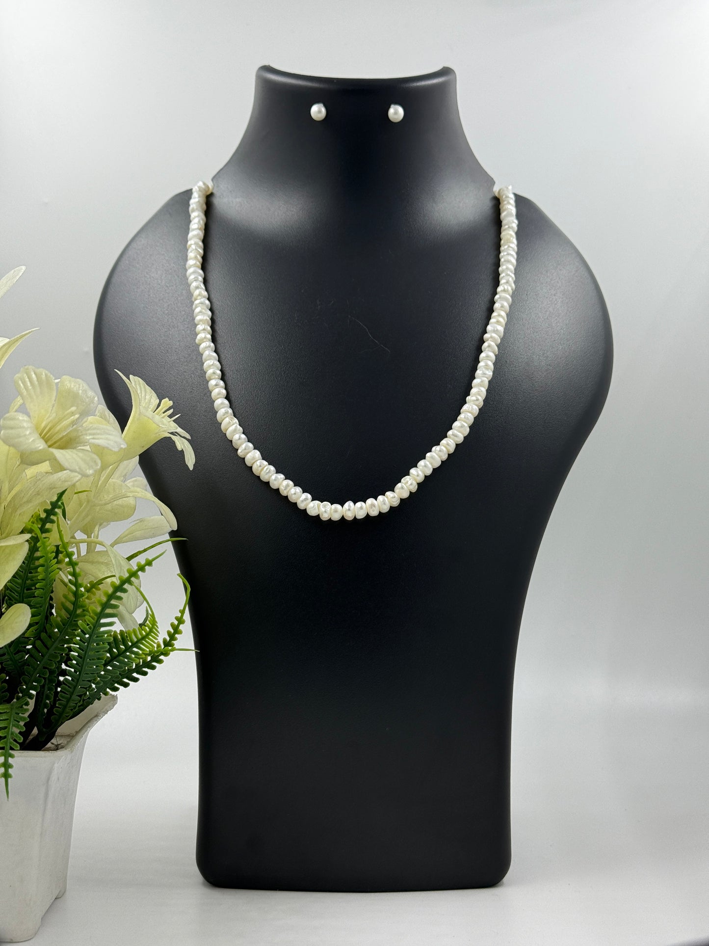 White Freshwater Pearl Necklace Set