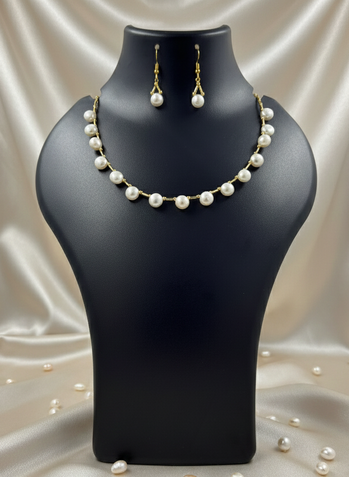 Modern Minimalist Freshwater Pearl & Gold Chain Necklace Set