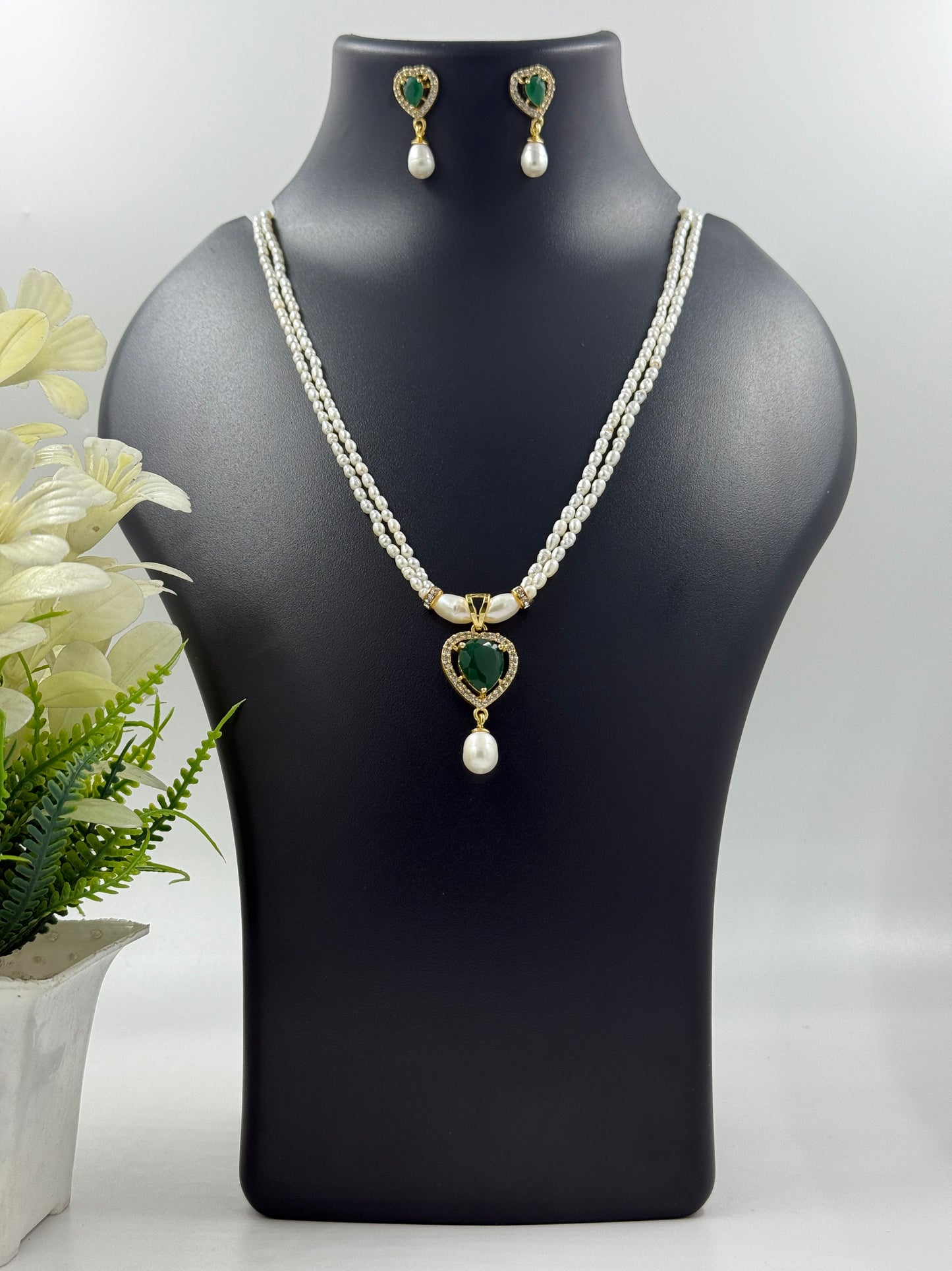 Double-Strand Pearl Necklace with Green Heart Pendant Set